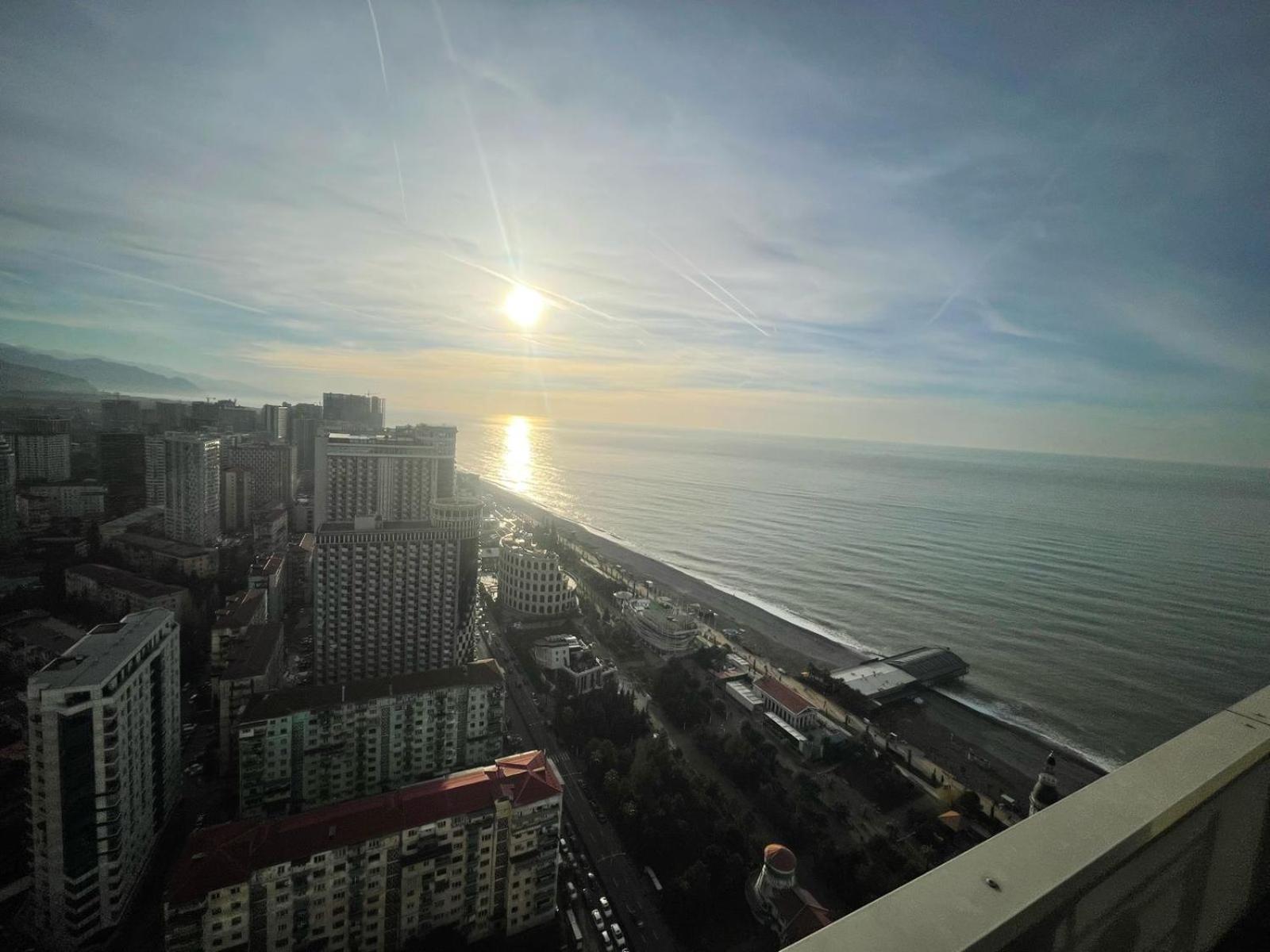 Holiday In Orbi Lägenhet Batumi Exteriör bild